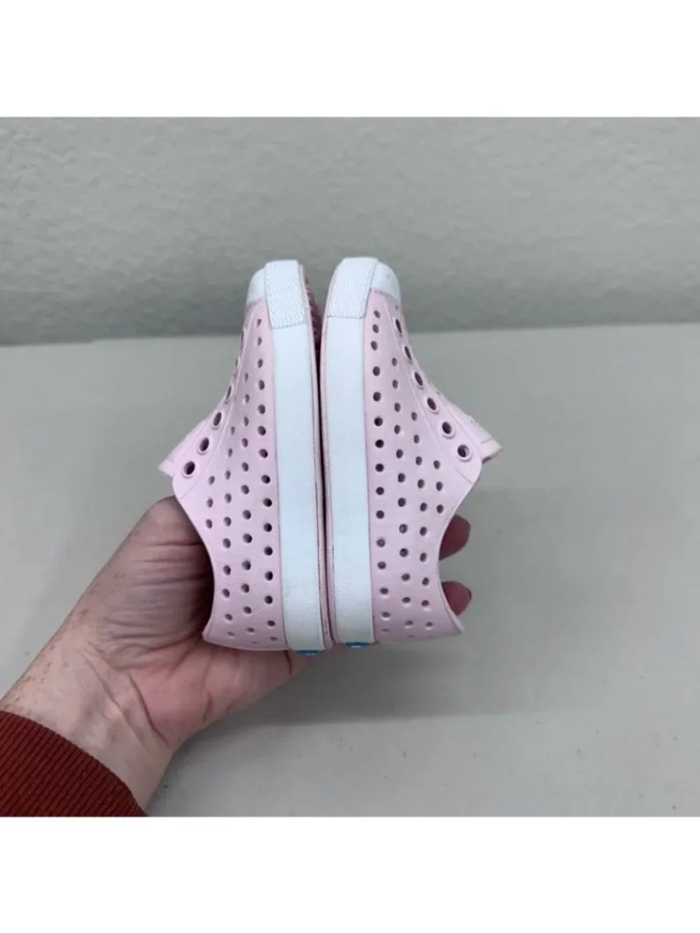 Native Jefferson Pink Slip On Water Shoes Lightweight Toddler Girl size 6